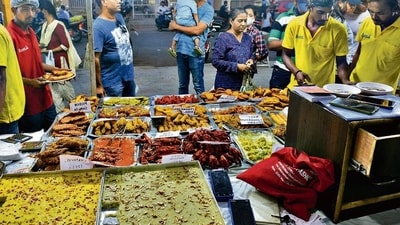 Ramadan in India offers a plethora of vibrant and culturally rich Iftaar destinations that promise a delightful culinary experience and a glimpse into the festive spirit of the holy month. Here are six of the best Iftaar destinations across India that are sure to captivate your senses and immerse you in the essence of Ramadan. (HT Photo/Shankar Narayan) Ramadan in India offers a plethora of vibrant and culturally rich Iftaar destinations that promise a delightful culinary experience and a glimpse into the festive spirit of the holy month. Here are six of the best Iftaar destinations across India that are sure to captivate your senses and immerse you in the essence of Ramadan. (HT Photo/Shankar Narayan)