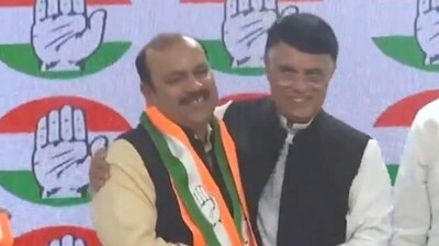 Danish Ali, suspended BSP leader and Lok Sabha MP, joins Congress (ANI) Danish Ali, suspended BSP leader and Lok Sabha MP, joins Congress (ANI)