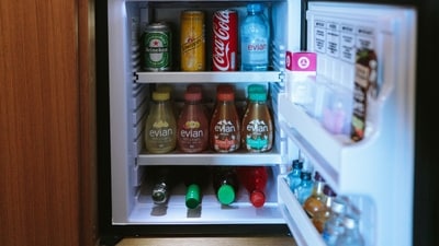 Top 7 mini fridge for bedroom to keep your food fresh (Unsplash) Top 7 mini fridge for bedroom to keep your food fresh (Unsplash)