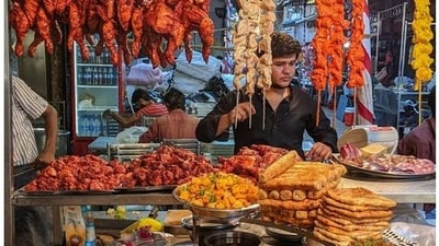 West Mumbai, Maharashtra: West Mumbai boasts some of the best Iftar places in India, where foodies can indulge in a variety of meat delicacies. From succulent kebabs to rich Rabdi, these restaurants in West Mumbai serve up a culinary experience that is bound to tantalize your taste buds. (Pinterest) West Mumbai, Maharashtra: West Mumbai boasts some of the best Iftar places in India, where foodies can indulge in a variety of meat delicacies. From succulent kebabs to rich Rabdi, these restaurants in West Mumbai serve up a culinary experience that is bound to tantalize your taste buds. (Pinterest)