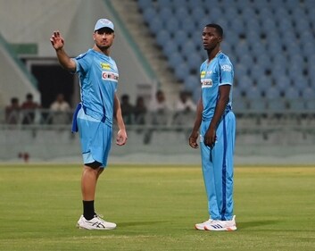 Marcus Stoinis and Shamar Joseph during LSG's practice session