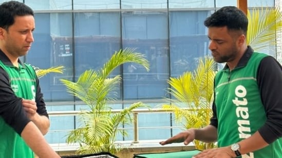 Zomato CEO Deepinder Goyal shared this picture while posting about the company's newly launched pure veg fleet. (@deepigoyal)