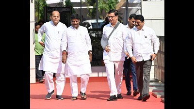 Abhay Chhajed, another aspirant for the party nomination for Lok Sabha, was also present at the meeting attended by all block presidents and office-bearers from Parvati assembly constituency. (HT PHOTO)