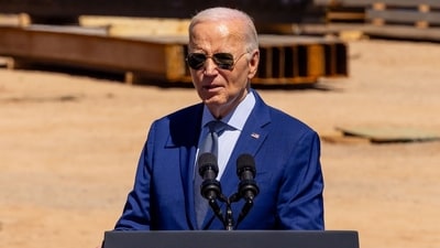 Deportation cases against 200K migrants were dismissed after Biden administration failed to file required paperwork (Photographer: Cassidy Araiza/Bloomberg) (Bloomberg) Deportation cases against 200K migrants were dismissed after Biden administration failed to file required paperwork (Photographer: Cassidy Araiza/Bloomberg) (Bloomberg)