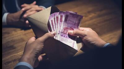 Mokshit Verma paid the suspects ₹7.28 lakh in two instalments and they handed him a visa, air tickets and other documents for travelling, which later turned out to be fake. (Representational Image.) Mokshit Verma paid the suspects ₹7.28 lakh in two instalments and they handed him a visa, air tickets and other documents for travelling, which later turned out to be fake. (Representational Image.)