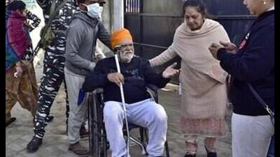 Punjab has 5,004 voters aged between 100 and 119 years and 205 voters who are more than 120 years old, state chief electoral officer Sibin C said. Punjab has 5,004 voters aged between 100 and 119 years and 205 voters who are more than 120 years old, state chief electoral officer Sibin C said.