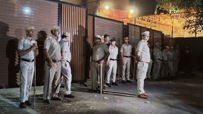 Arvind Kejriwal's Civil Lines house on Thursday evening turned into a fortress as ED officials reached for a search in connection to the liquor probe. Arvind Kejriwal's Civil Lines house on Thursday evening turned into a fortress as ED officials reached for a search in connection to the liquor probe.
