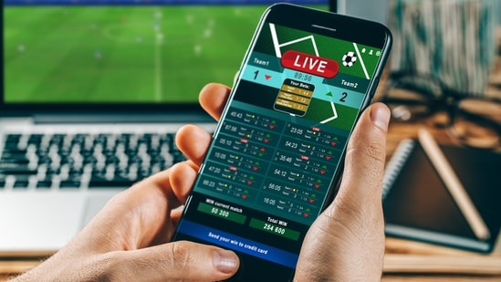 The advisory came in response to increasing instances of advertisements promoting offshore betting and gambling platforms. (Shutterstock)