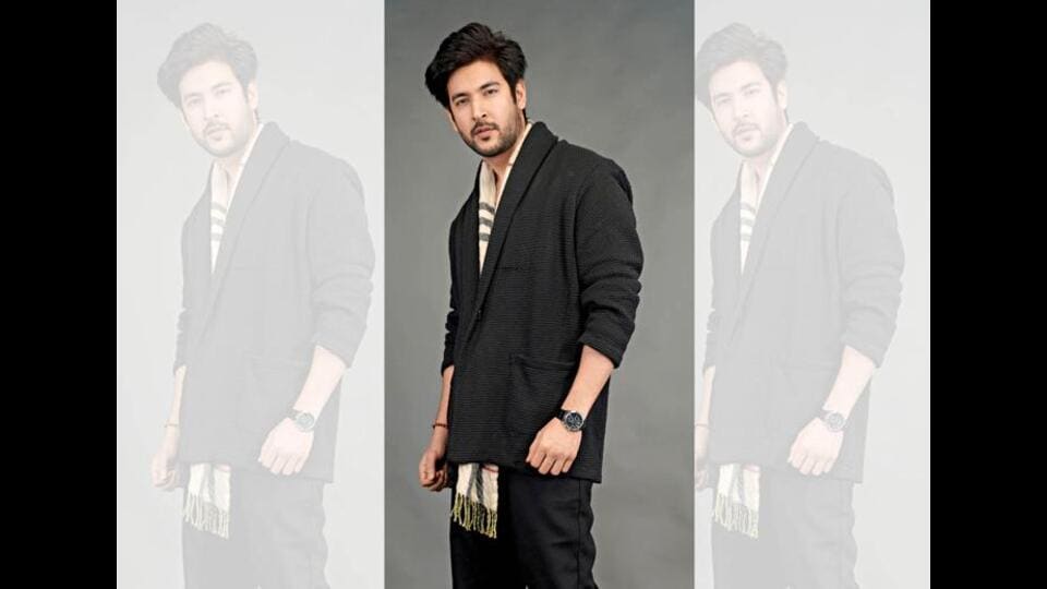 The last thing Shivin ordered online was plum cake.