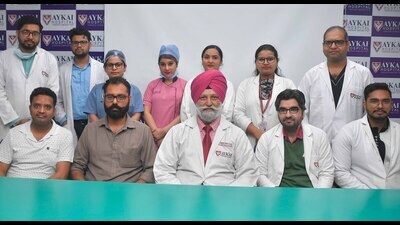 A team of doctors explaining how they carried the first cadaver transplant in the state in Ludhiana on Friday. (Manish/HT) A team of doctors explaining how they carried the first cadaver transplant in the state in Ludhiana on Friday. (Manish/HT)