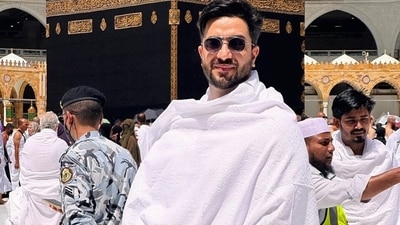Aly Goni in Mecca Aly Goni in Mecca