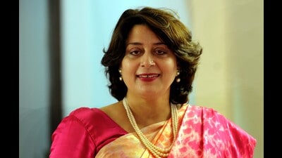 To deal with this problem, additional chief secretary (ACS-food, civil supplies and consumer affairs) Sumita Misra on Friday requested DGP Shatrujeet Kapur to direct all the superintendents of police to set up round-the-clock nakas in all the bordering districts so that traders may not bring the produce for sale in Haryana mandis. (HT File) To deal with this problem, additional chief secretary (ACS-food, civil supplies and consumer affairs) Sumita Misra on Friday requested DGP Shatrujeet Kapur to direct all the superintendents of police to set up round-the-clock nakas in all the bordering districts so that traders may not bring the produce for sale in Haryana mandis. (HT File)