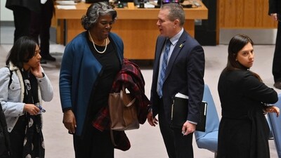 US Ambassador to the UN Linda Thomas-Greenfield speaks with Israel's Ambassador to the UN Gilad Erdan after a UN Security Council motion for a Gaza ceasefire and hostage deal vote at UN headquarters in New York, on March 22, 2024. Russia and China on Friday vetoed a US-backed draft resolution at the Security Council on a ceasefire in Gaza, with Moscow accusing Washington of a "hypocritical spectacle" that does not pressure Israel. (Photo by ANGELA WEISS / AFP) (AFP) US Ambassador to the UN Linda Thomas-Greenfield speaks with Israel's Ambassador to the UN Gilad Erdan after a UN Security Council motion for a Gaza ceasefire and hostage deal vote at UN headquarters in New York, on March 22, 2024. Russia and China on Friday vetoed a US-backed draft resolution at the Security Council on a ceasefire in Gaza, with Moscow accusing Washington of a "hypocritical spectacle" that does not pressure Israel. (Photo by ANGELA WEISS / AFP) (AFP)