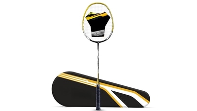 Top 8 badminton rackets for players Top 8 badminton rackets for players