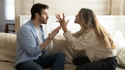 When we constantly push the partner to do things only the way we like, they may start to feel left out in the relationship. (Unsplash) When we constantly push the partner to do things only the way we like, they may start to feel left out in the relationship. (Unsplash)