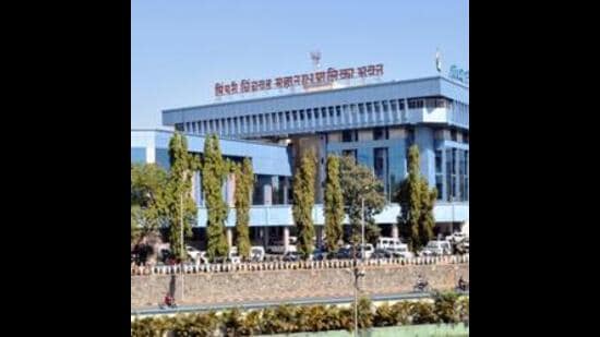 A senior officer from the PCMC on condition of anonymity said, “We are following the rules according to which, the civic body has the power to snap water connections. (HT PHOTO)