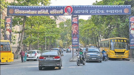 Mumbai,India. Mar 21,2024 : (Powai) Illegal iron structure installed at Powai and Chandivali area for Hoardings in Mumbai. Mar 21,2024. (Photo by Raju Shinde/HT Photo)