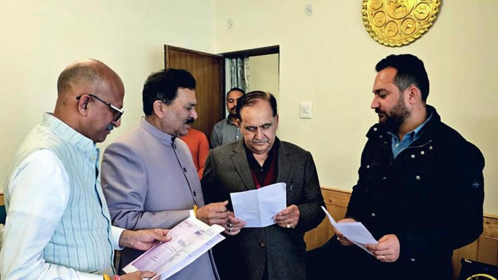 Disqualified Himachal Congress MLAs, Independents likely to join BJP - Vimarsana News