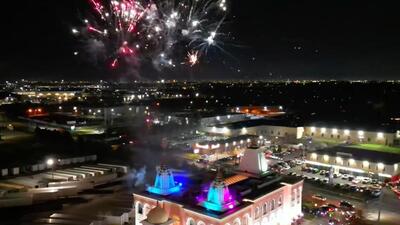 Fireworks during the celebration of Diwali at the Hindu Heritage Center in Mississauga, Canada last year. (Credit: Hindu Heritage Center) Fireworks during the celebration of Diwali at the Hindu Heritage Center in Mississauga, Canada last year. (Credit: Hindu Heritage Center)