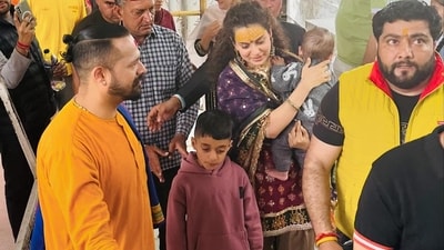 She is accompanied by her family in the pictures, soaking in the divinity of the places. (Instagram) She is accompanied by her family in the pictures, soaking in the divinity of the places. (Instagram)