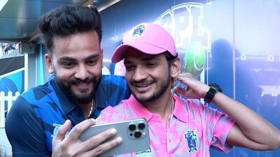 Elvish Yadav and Munawar Faruqui are both Bigg Boss winners Elvish Yadav and Munawar Faruqui are both Bigg Boss winners