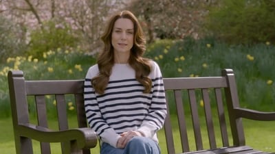 Kate Middleton's cancer news breaks the internet, again. But the majority has humbled itself and made amends by apologising to her for concocting all kinds of conspiracies. Kate Middleton's cancer news breaks the internet, again. But the majority has humbled itself and made amends by apologising to her for concocting all kinds of conspiracies.
