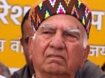 Former chief minister and BJP senior leader Shanta kumar. Former chief minister and BJP senior leader Shanta kumar.