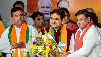 Former Calcutta High Court judge Justice Abhijit Gangopadhyay joins BJP. (PTI) Former Calcutta High Court judge Justice Abhijit Gangopadhyay joins BJP. (PTI)
