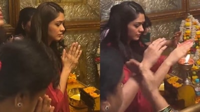 Mrunal Thakur visited one of the oldest temples in Hyderabad (X) Mrunal Thakur visited one of the oldest temples in Hyderabad (X)
