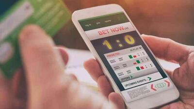 Police have said that the accused received bets on mobile phones and kept all the records of bets in their laptops. (HT file photo) Police have said that the accused received bets on mobile phones and kept all the records of bets in their laptops. (HT file photo)