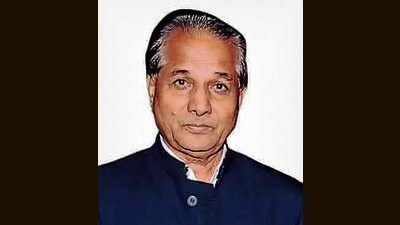 Solanki was earlier with the Congress and won the assembly elections from Sikandrabad in 1985, but he quit Congress earlier this year and joined BSP. (HT Photo) Solanki was earlier with the Congress and won the assembly elections from Sikandrabad in 1985, but he quit Congress earlier this year and joined BSP. (HT Photo)