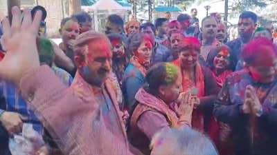 Himachal Pradesh CM Sukhvinder Singh Sukhu celebrated Holi in his state on Monday. The chief minister said that the things that happened in the past are now in the past and that his government is now focusing on the future of the state and making Himachal a ‘prosperous and richest state.’ (PTI) Himachal Pradesh CM Sukhvinder Singh Sukhu celebrated Holi in his state on Monday. The chief minister said that the things that happened in the past are now in the past and that his government is now focusing on the future of the state and making Himachal a ‘prosperous and richest state.’ (PTI)