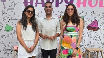Isha Ambani and Shloka Ambani celebrate Holi 2024. (Instagram) Isha Ambani and Shloka Ambani celebrate Holi 2024. (Instagram)