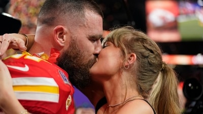 Taylor Swift kisses Kansas City Chiefs tight end Travis Kelce after the NFL Super Bowl 58 football game against the San Francisco 49ers, Sunday, Feb. 11, 2024, in Las Vegas. The Chiefs won 25-22 against the 49ers. (AP Photo/Brynn Anderson) (AP) Taylor Swift kisses Kansas City Chiefs tight end Travis Kelce after the NFL Super Bowl 58 football game against the San Francisco 49ers, Sunday, Feb. 11, 2024, in Las Vegas. The Chiefs won 25-22 against the 49ers. (AP Photo/Brynn Anderson) (AP)