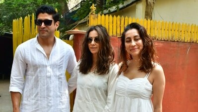Javed's son Farhan Akhtar with his wife Shibani Dandekar and her sister Anusha. 