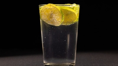Start your day with a glass of warm water mixed with lemon juice to kickstart your metabolism, aid digestion, and alkalize your body, promoting the elimination of toxins and excess water. (Pixabay) Start your day with a glass of warm water mixed with lemon juice to kickstart your metabolism, aid digestion, and alkalize your body, promoting the elimination of toxins and excess water. (Pixabay)