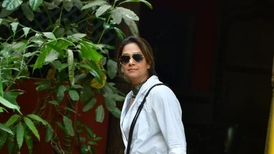 Jyothika was spotted at Shabana Azmi and Javed Akhtar's annual Holi bash. She wore a white shirt with jeans and opted for a chunky silver necklace with sunglasses. She was last seen in Shaitaan with Ajay Devgn and R Madhavan. 