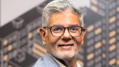 Housing,com CEO Dhruv Agarwala had a health scare in 2021, prompting him to lose excess body weight. (LinkedIn/Dhruv Agarwala) Housing,com CEO Dhruv Agarwala had a health scare in 2021, prompting him to lose excess body weight. (LinkedIn/Dhruv Agarwala)