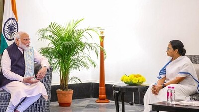 Prime Minister Narendra Modi and West Bengal chief minister Mamata Banerjee. (PTI) Prime Minister Narendra Modi and West Bengal chief minister Mamata Banerjee. (PTI)