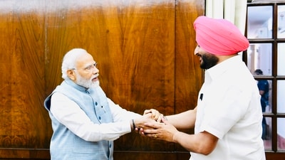 Ravneet Singh Bittu with PM Modi. (File photo / X)