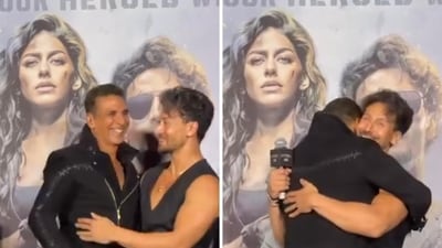 Akshay Kumar and Tiger Shroff share a hug at the trailer launch of Bade Miyan Chote Miyan. Akshay Kumar and Tiger Shroff share a hug at the trailer launch of Bade Miyan Chote Miyan.