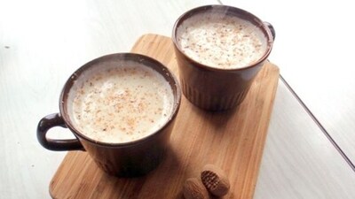 2. Nutmeg: A popular spice that is often found in Indian kitchen can play an important role in inducing sleep. It contains myristicin, which might have mild psychoactive effects. (Pinterest) 2. Nutmeg: A popular spice that is often found in Indian kitchen can play an important role in inducing sleep. It contains myristicin, which might have mild psychoactive effects. (Pinterest)