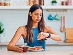 Intermittent fasting involves alternating between eating and fasting periods, typically with an eight-hour eating window and 16 hours of fasting Intermittent fasting involves alternating between eating and fasting periods, typically with an eight-hour eating window and 16 hours of fasting