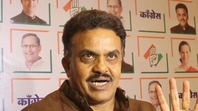 Mumbai Congress leader Sanjay Nirupam. (HT file) Mumbai Congress leader Sanjay Nirupam. (HT file)
