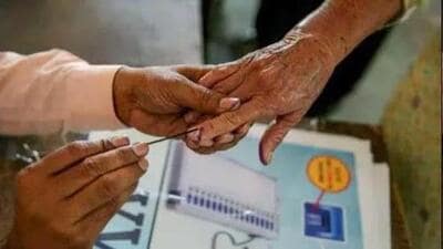 The chief electoral officer reviewed preparations for the Lok Sabha elections in Himachal’s Hamirpur. (HT File) The chief electoral officer reviewed preparations for the Lok Sabha elections in Himachal’s Hamirpur. (HT File)