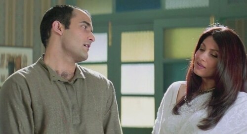 Akshaye Khanna's character in Dil Chahta Hai was earlier offered to Hrithik Roshan.