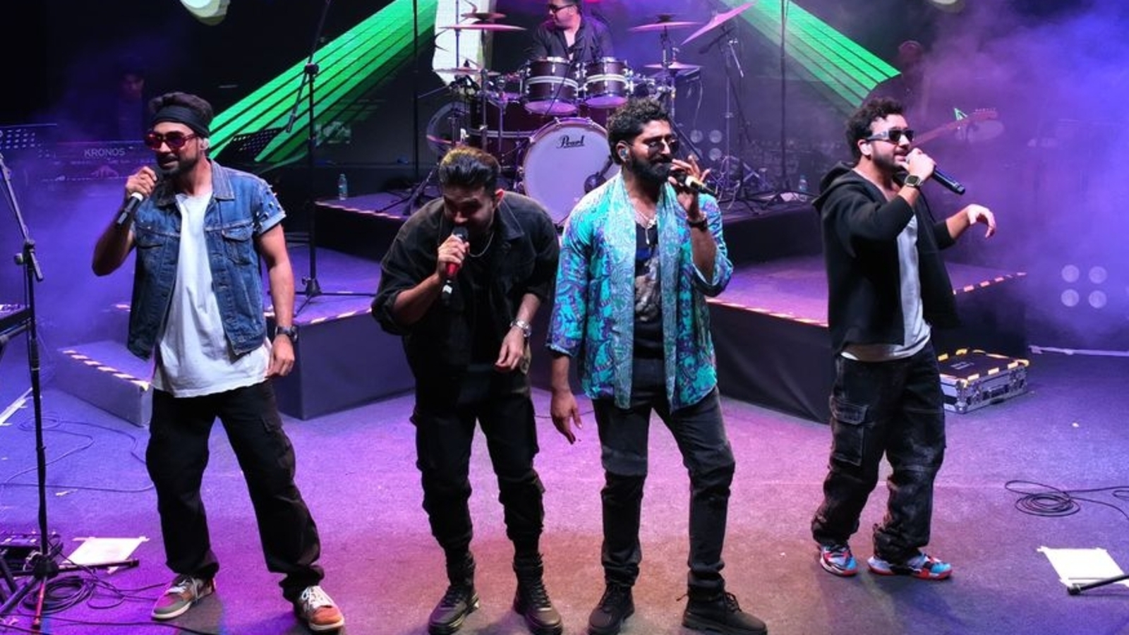 Sanam, teri kasam: Lucknowites sing with Sanam band members - Vimarsana News