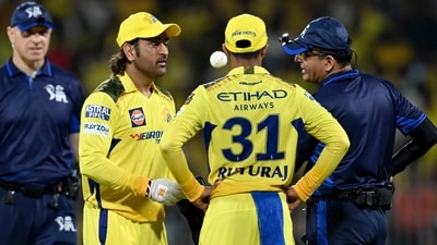 Chennai Super Kings' MS Dhoni (2L) and captain Ruturaj Gaikwad (2R) during IPL 2024 match vs Gujarat Titans (AFP)