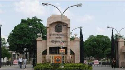 Kurukshetra University signed a memorandum of understanding with the Art of Living to start a certificate course on ‘self-development’ for students at KU. (HT File) Kurukshetra University signed a memorandum of understanding with the Art of Living to start a certificate course on ‘self-development’ for students at KU. (HT File)
