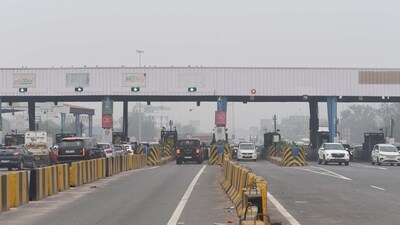 Nitin Gadkari said the new satellite toll collection system will be introduced. Nitin Gadkari said the new satellite toll collection system will be introduced.